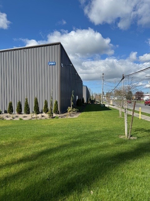 2001 Henson Rd, Mount Vernon, WA 98273 - Lot A-E -  - Photo intérieure - Image 2 of 2