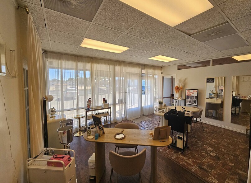 5202 N 7th St, Phoenix, AZ à louer - Photo de l’immeuble – Image 3 sur 11