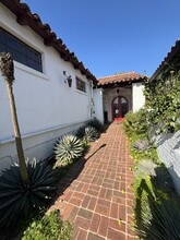 4231 Park Blvd, Oakland, CA à louer Photo intérieure– Image 2 sur 8