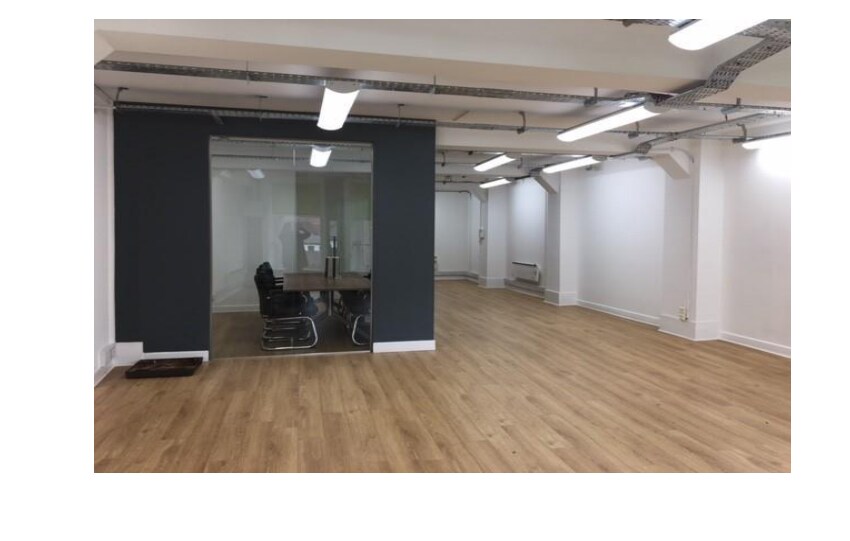65 High St, Manchester à louer - Photo de l’immeuble – Image 3 sur 4