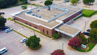 Plus de détails pour 1854 Lakepointe Dr, Lewisville, TX - Santé à vendre