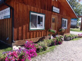 Plus de détails pour 308 S Main St, Darby, MT - Hôtellerie à vendre