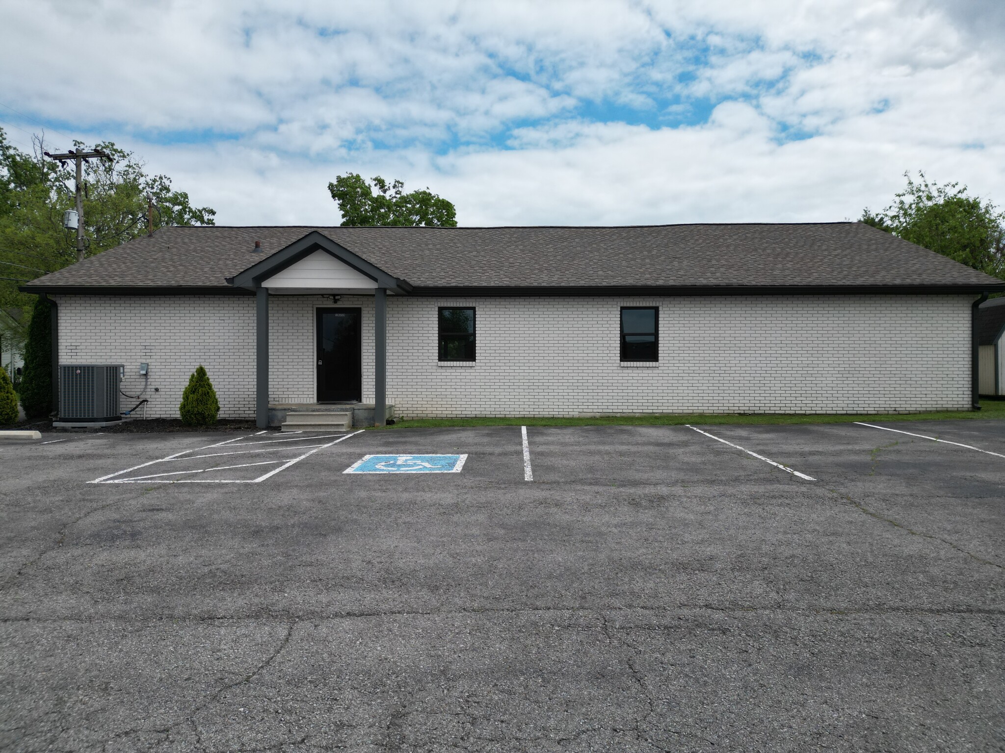 99 Marion St, Clarksville, TN à louer Photo de l’immeuble– Image 1 sur 6
