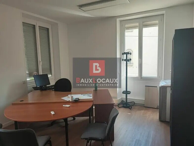 Bureau dans Salon-de-Provence à louer - Photo intérieure – Image 3 sur 9