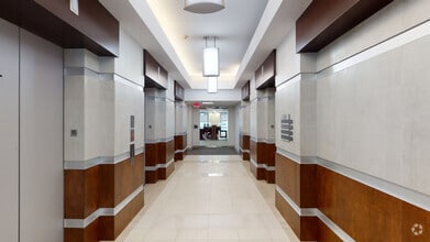 200 E Broward Blvd, Fort Lauderdale, FL à louer Numérisation 3D Matterport– Image 1 sur 3