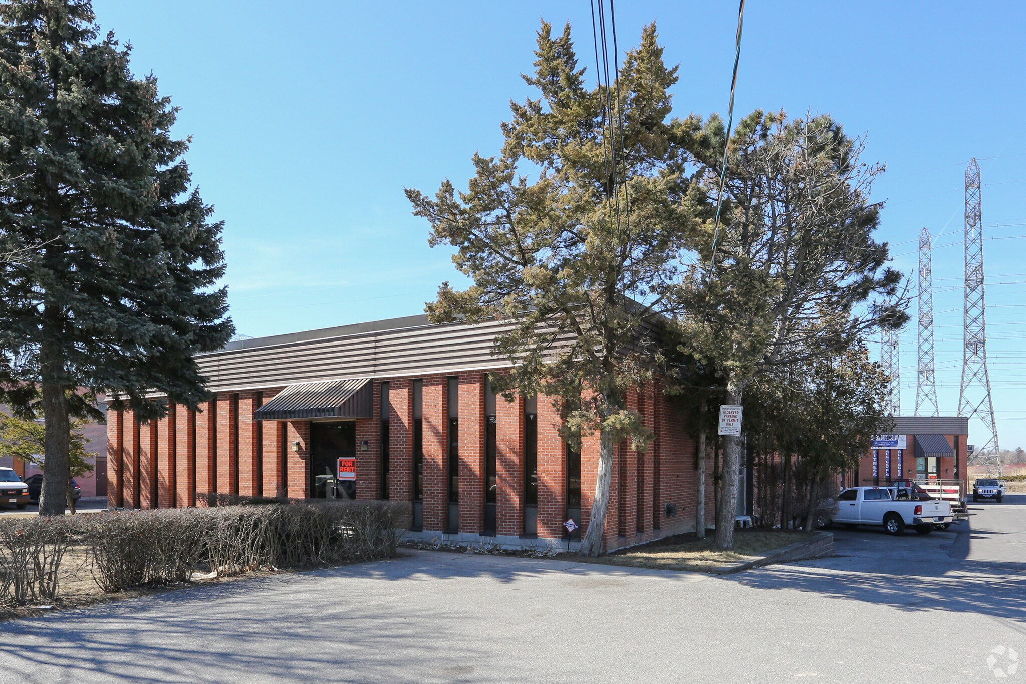 926 Dillingham Rd, Pickering, ON à vendre Photo principale– Image 1 sur 8