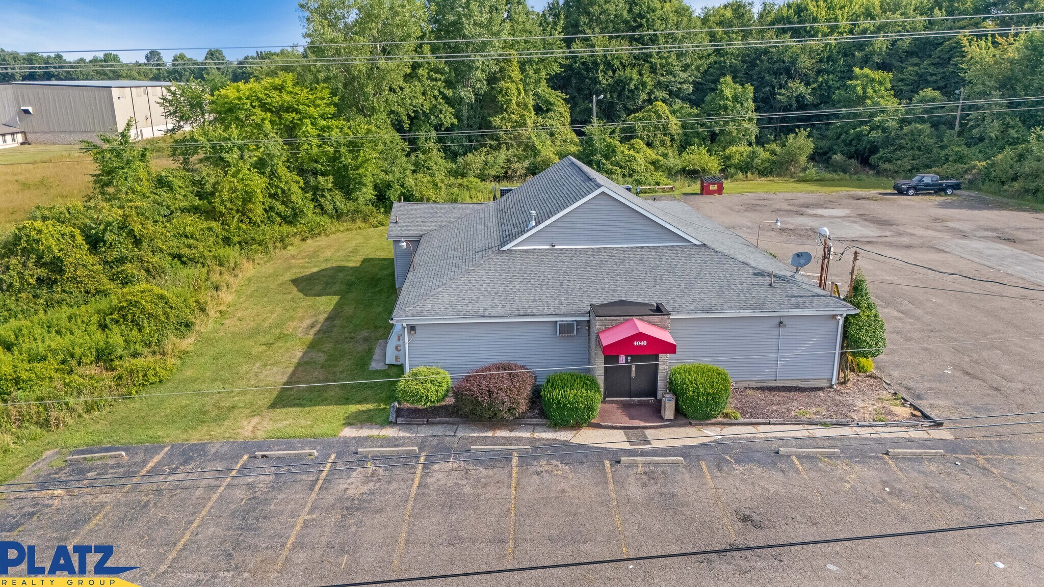 4040 McCartney Rd, Lowellville, OH à vendre Photo de l’immeuble– Image 1 sur 16