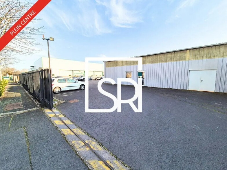 Industriel/Logistique dans Issoire à vendre - Photo de l’immeuble – Image 1 sur 12