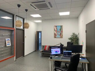 Plus de détails pour Bureau à louer