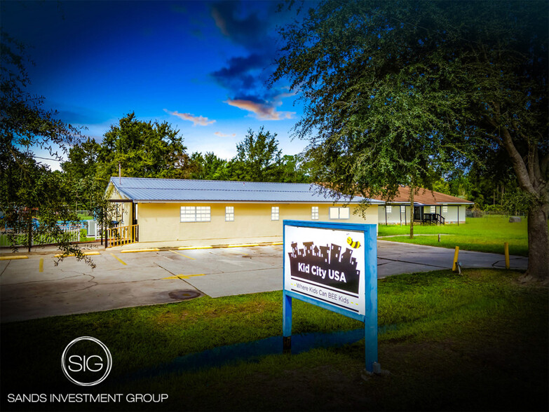 29 Cinnamon St, Middleburg, FL à vendre - Photo principale – Image 1 sur 5