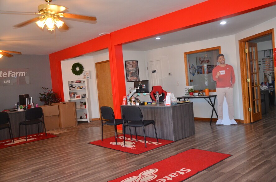 115 E South Street, Sandwich, IL à louer - Photo de l’immeuble – Image 2 sur 15