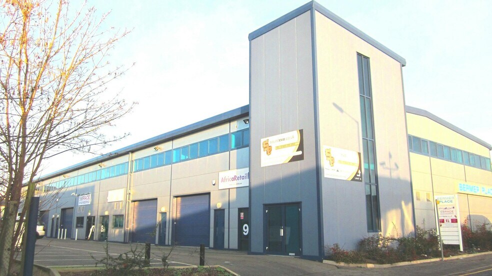 Imperial Way, Watford à louer - Photo de l’immeuble – Image 1 sur 4