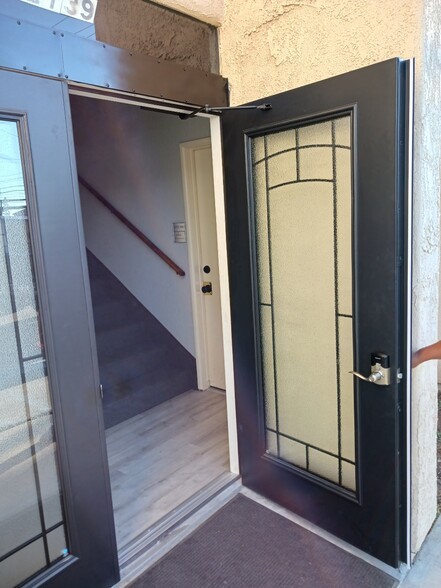 12139 Mt Vernon Ave, Grand Terrace, CA à louer - Photo de l’immeuble – Image 3 sur 6