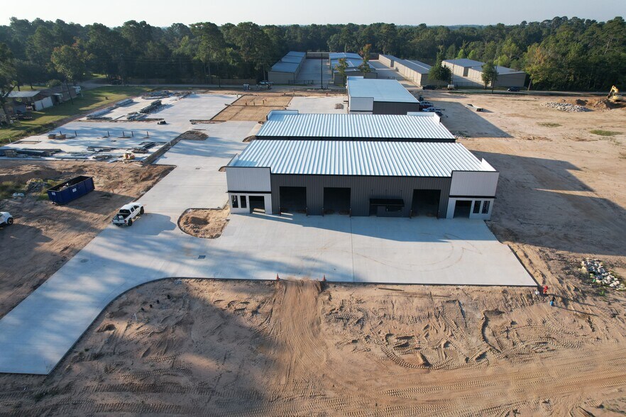 9200 Carraway Ln, Magnolia, TX à louer - Photo de l’immeuble – Image 2 sur 12