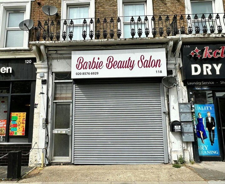 118 Goldhawk Rd, Londres à louer - Photo de l’immeuble – Image 1 sur 7