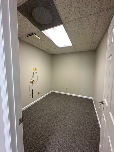 1395 Iris Dr, Conyers, GA à louer - Photo intérieure – Image 3 sur 9