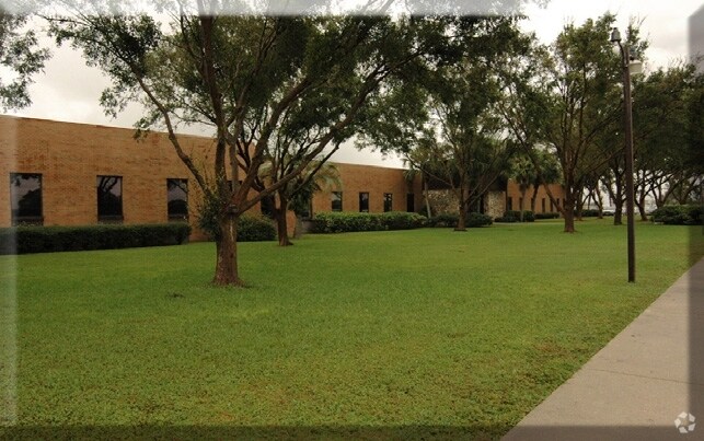 6045 SE 83rd St, Ocala, FL à vendre - Photo de l’immeuble – Image 2 sur 18