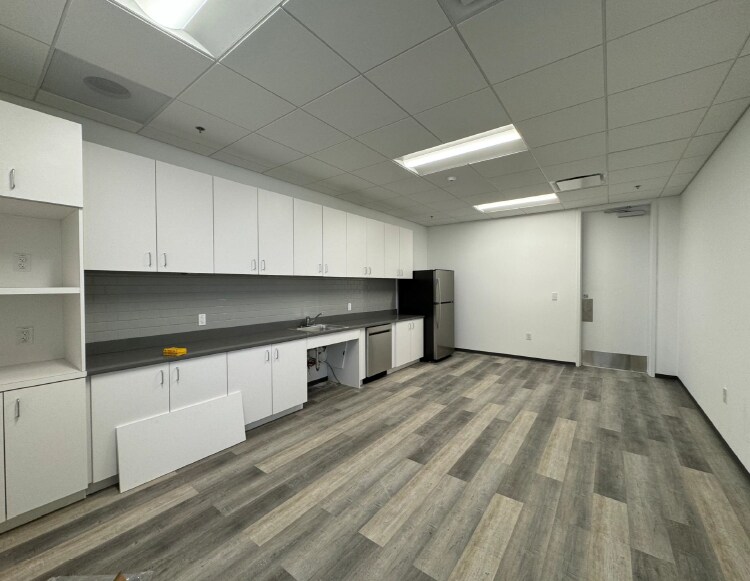 701 North Red Bud Lane, Round Rock, TX à louer - Photo de l’immeuble – Image 3 sur 8