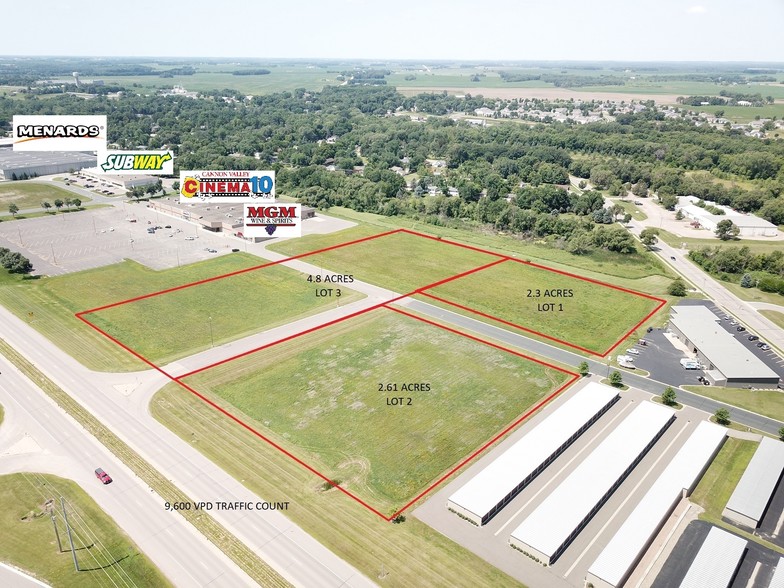 Hester St, Dundas, MN à vendre - Aérien – Image 2 sur 4