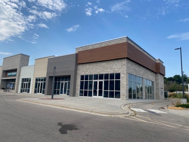 1620 Broadway Ave S, Rochester, MN à louer - Photo de l’immeuble – Image 3 sur 9