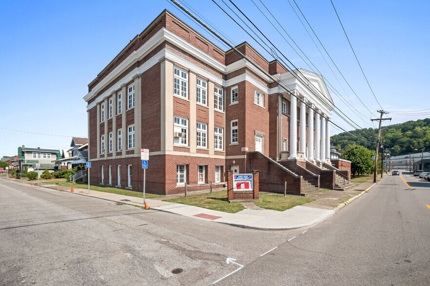 501 Elizabeth St, Charleston, WV à vendre - Photo de l’immeuble – Image 3 sur 27