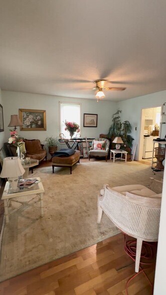 1048 Klondike Rd, State Road, NC à vendre - Vidéo sur l’annonce professionnelle – Image 2 sur 45