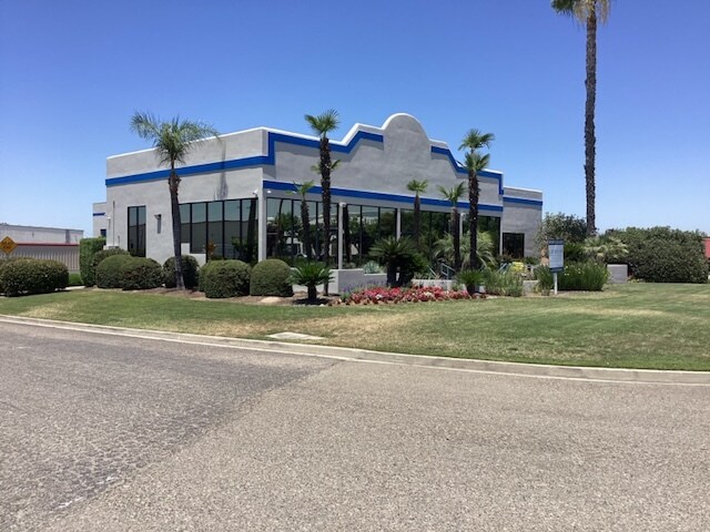 635 N Plaza Dr, Visalia, CA à louer - Photo de l’immeuble – Image 2 sur 13
