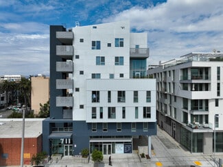 Plus de détails pour 711 Colorado Ave, Santa Monica, CA - Local commercial à louer