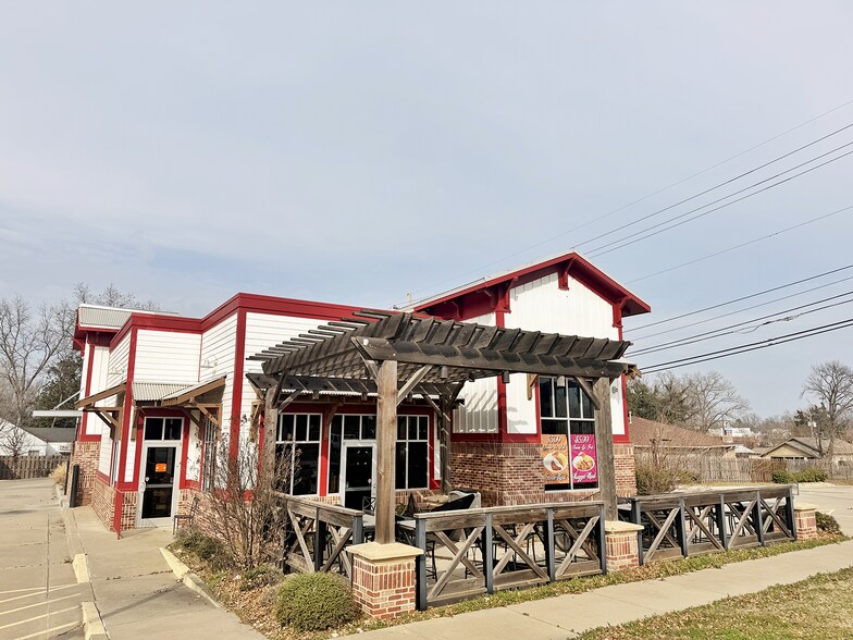 202 W Hall of Fame Ave, Stillwater, OK à vendre - Photo principale – Image 1 sur 1