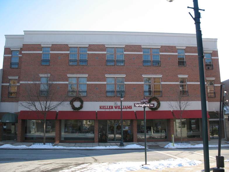 482 Springfield Ave, Summit, NJ à louer - Photo de l’immeuble – Image 2 sur 3