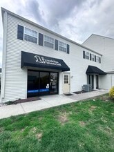 153-154 Patchen Dr, Lexington, KY à louer Photo de l’immeuble– Image 1 sur 6