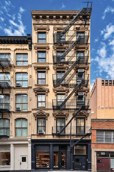 92 Reade St, New York, NY à louer - Photo de l’immeuble – Image 3 sur 4