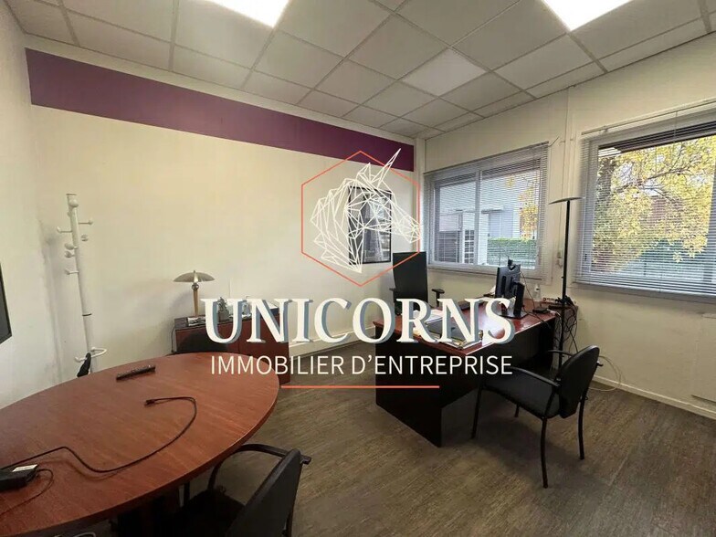 Industriel/Logistique dans Toulouse à louer - Photo de l’immeuble – Image 3 sur 6