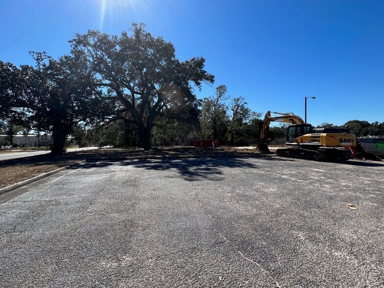 7801 Sears Blvd, Pensacola, FL à louer - Photo principale – Image 1 sur 10