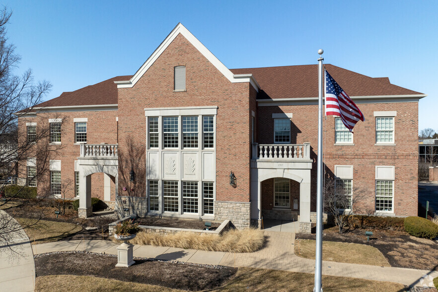 1707 Shermer Rd, Northbrook, IL à louer - Photo de l’immeuble – Image 3 sur 6