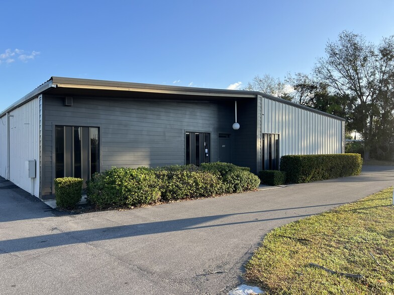 503 W Brannen Rd, Lakeland, FL à louer - Photo de l’immeuble – Image 2 sur 4