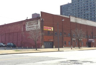 Plus de détails pour 1500 Superior Ave, Cleveland, OH - Local commercial à vendre