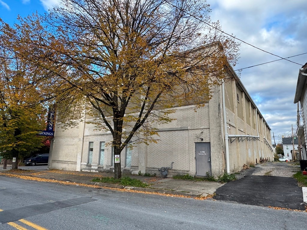 1298 Spruce St, Easton, PA à louer Photo intérieure– Image 1 sur 16