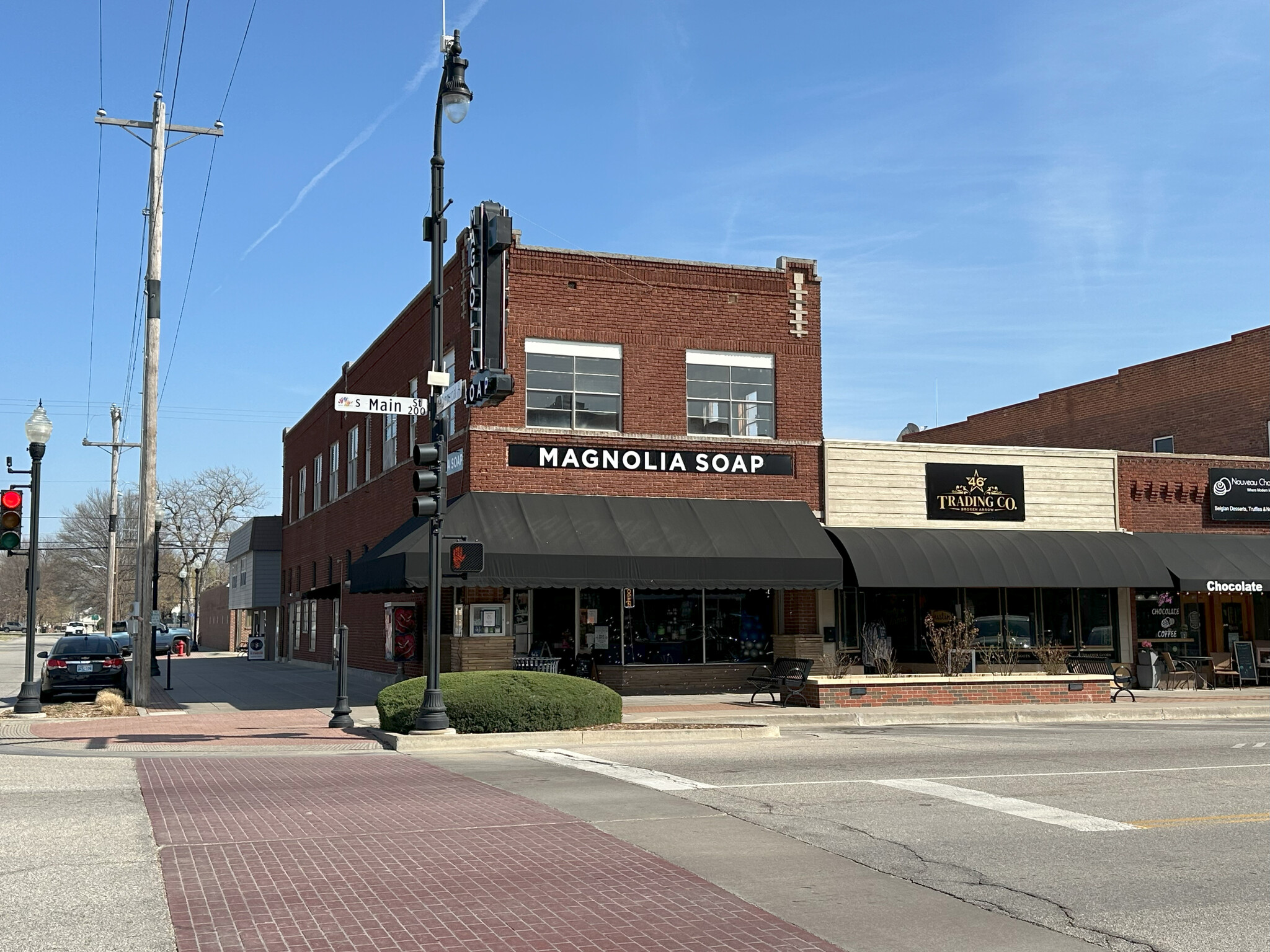 201 S Main St, Broken Arrow, OK à louer Photo de l’immeuble– Image 1 sur 6