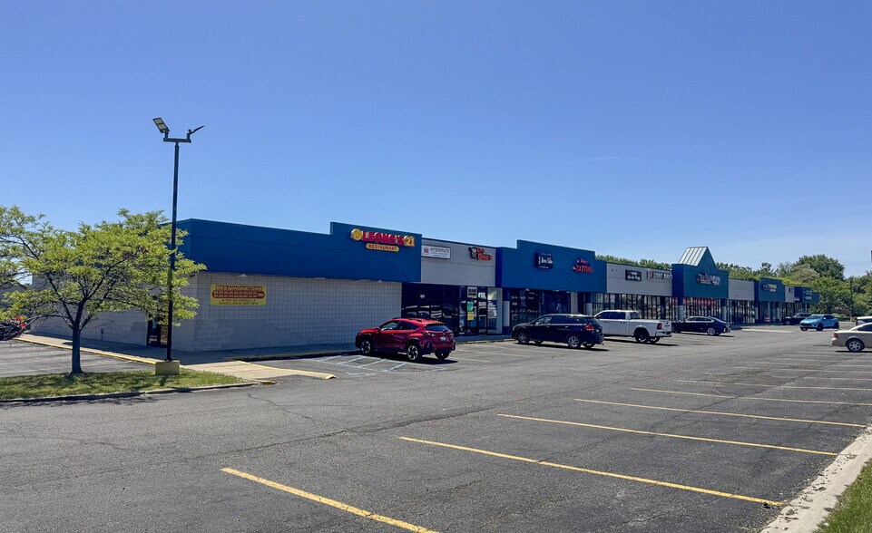 46420-46590 Gratiot Ave, Chesterfield, MI à louer - Photo principale – Image 1 sur 4