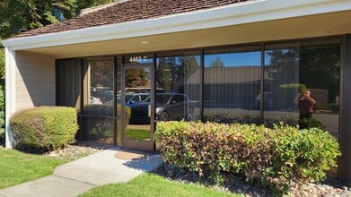 4463 Stoneridge Dr, Pleasanton, CA à louer Photo intérieure– Image 2 sur 19