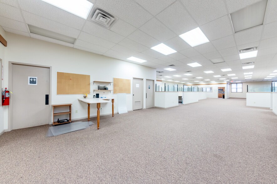 125 N 6th St, Clarksburg, WV à vendre - Photo de l’immeuble – Image 2 sur 10