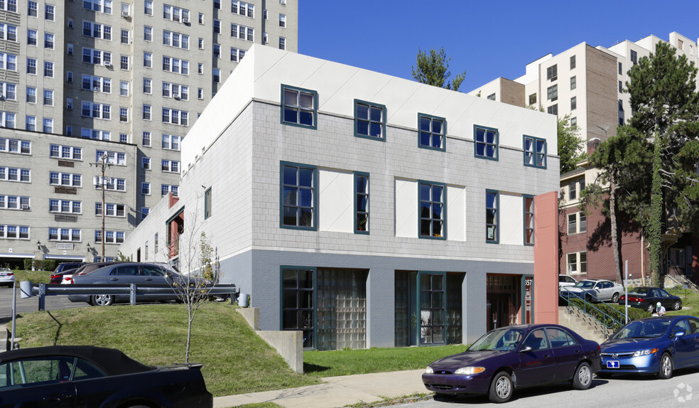 357 N Craig St, Pittsburgh, PA à louer - Photo de l’immeuble – Image 1 sur 9