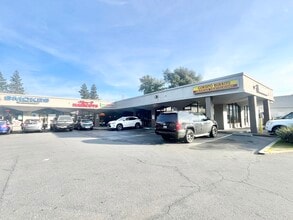 7810-7890 La Riviera Dr, Sacramento, CA à louer Photo intérieure– Image 1 sur 1