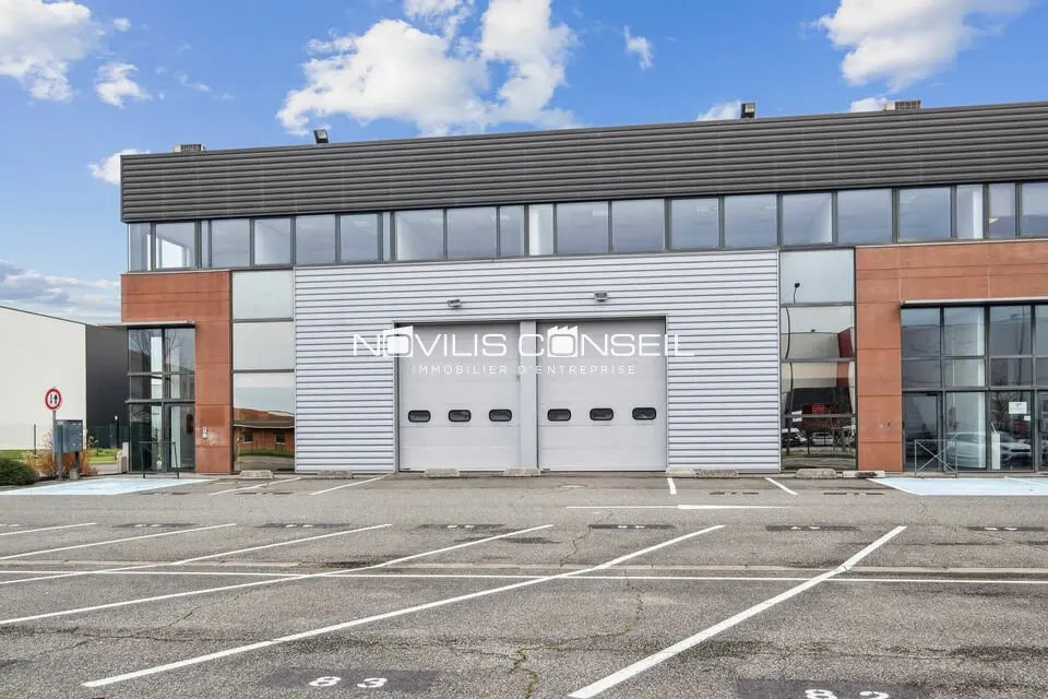 Local d’activités dans Colomiers à louer Photo de l’immeuble– Image 1 sur 9