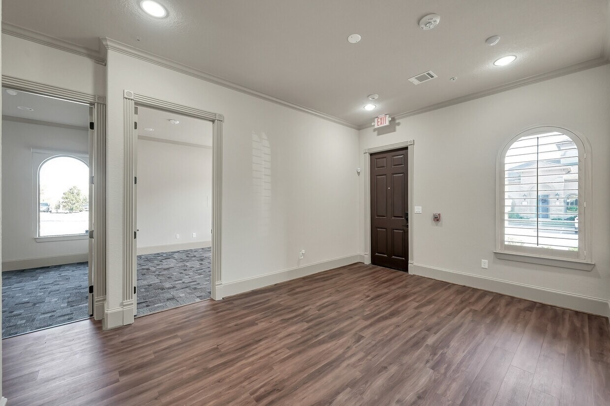 250 Ed English Rd, Shenandoah, TX 77385 - Lot E - - Photo intérieure - Image 2 of 22