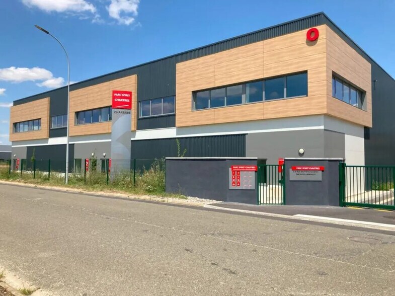 Local d'activités dans Gellainville à vendre - Photo de l’immeuble – Image 1 sur 14