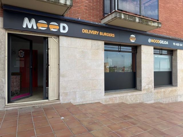 Local commercial dans Gelida, Barcelona à louer - Photo de l’immeuble – Image 2 sur 5