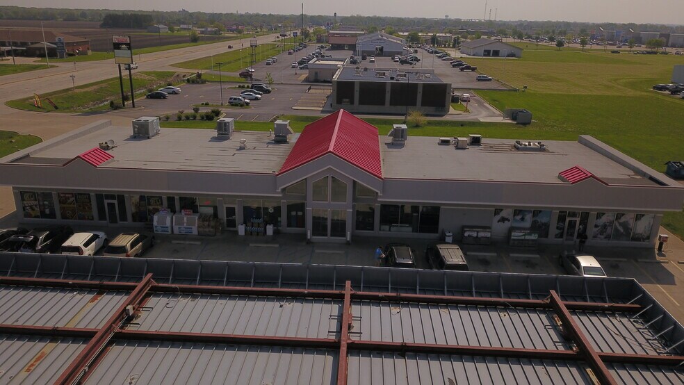 1910 W Reynolds St, Pontiac, IL à louer - Photo de l’immeuble – Image 2 sur 4