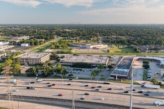 450 N Sam Houston Pky E, Houston, TX - VUE AÉRIENNE  vue de carte - Image1